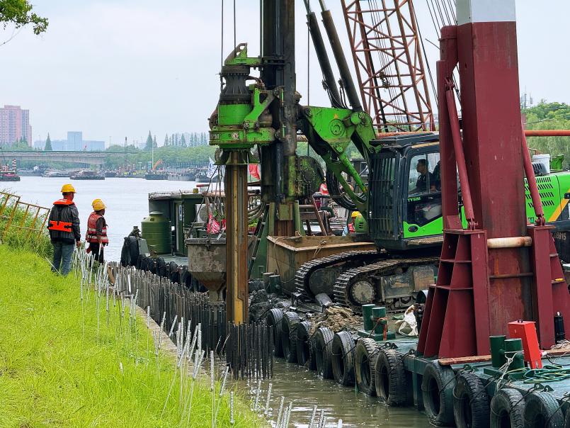 small and medium-sized rotary drilling rigs